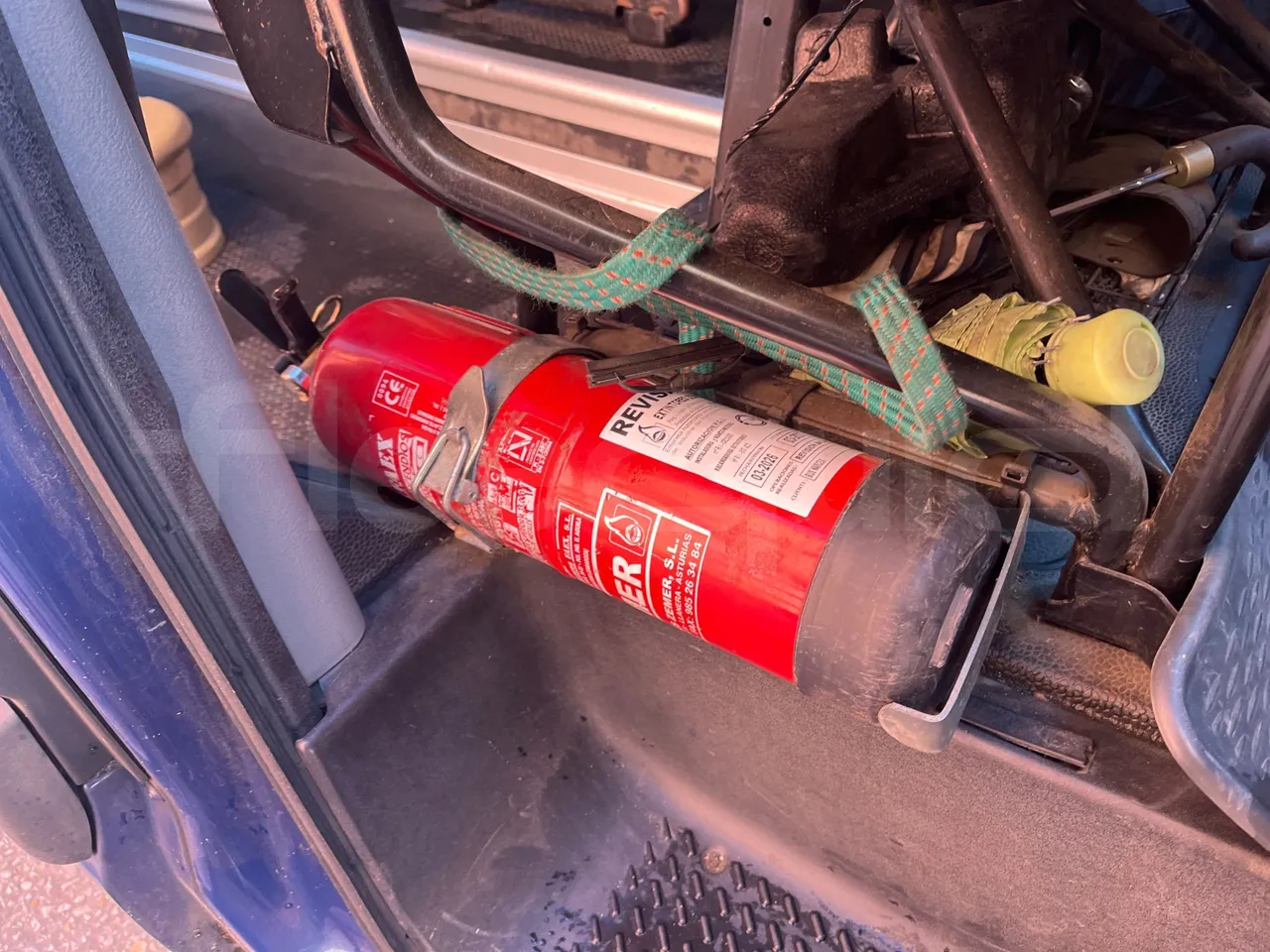 Nissan Interstar   X70B3B - Euro4 - 107kW - 5.899mt - hostes microphone accessories photo