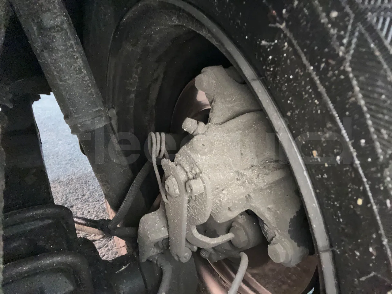 Nissan Interstar   X70B3B - Euro4 - 107kW - 5.899mt - axle 2 caliper brakes left