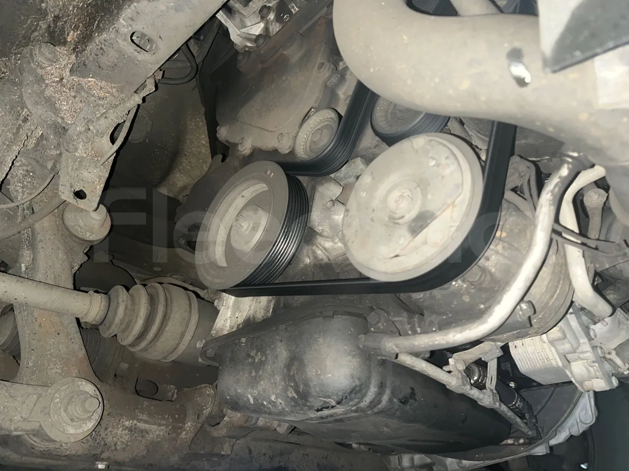 Nissan Interstar   X70B3B - Euro4 - 107kW - 5.899mt - air conditioning compressor