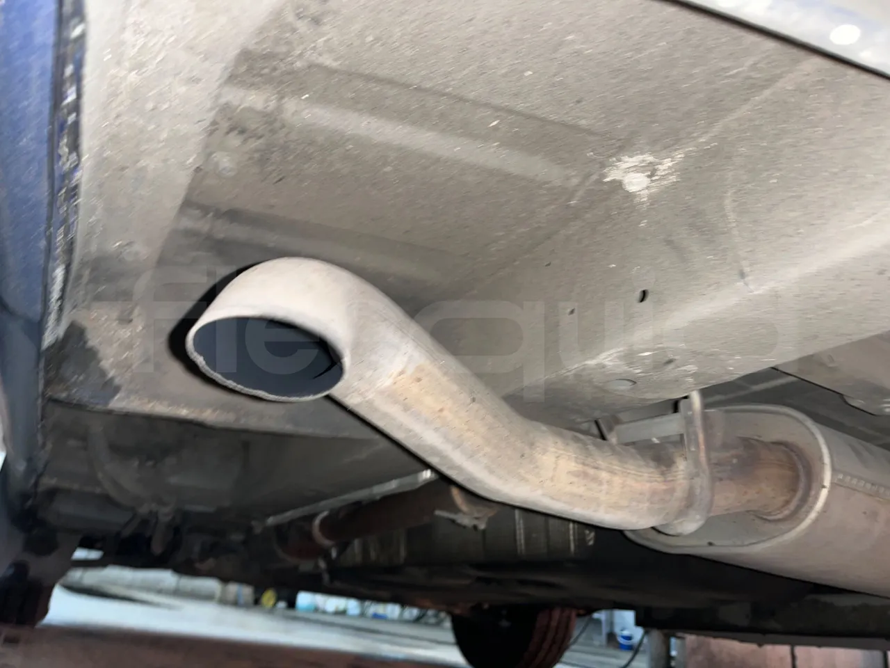 Nissan Interstar   X70B3B - Euro4 - 107kW - 5.899mt - exhaust photo