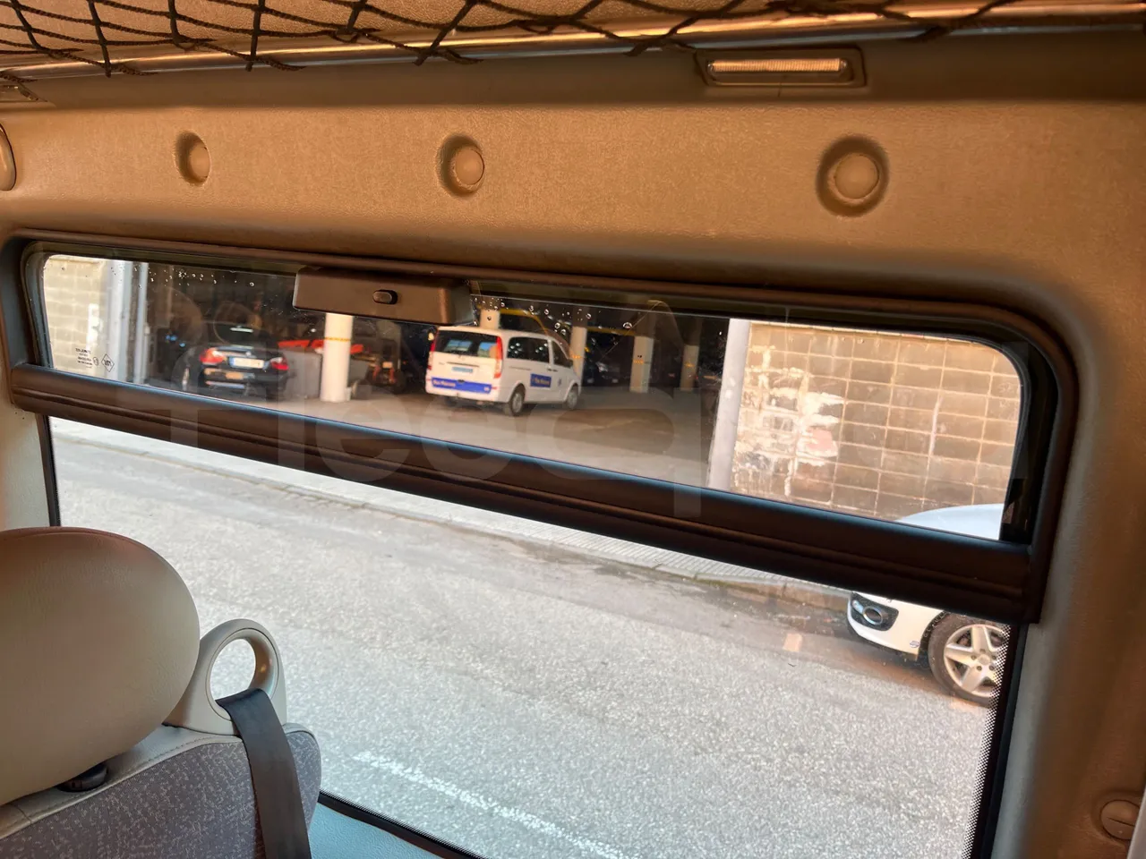 Nissan Interstar   X70B3B - Euro4 - 107kW - 5.899mt - folding seat photo