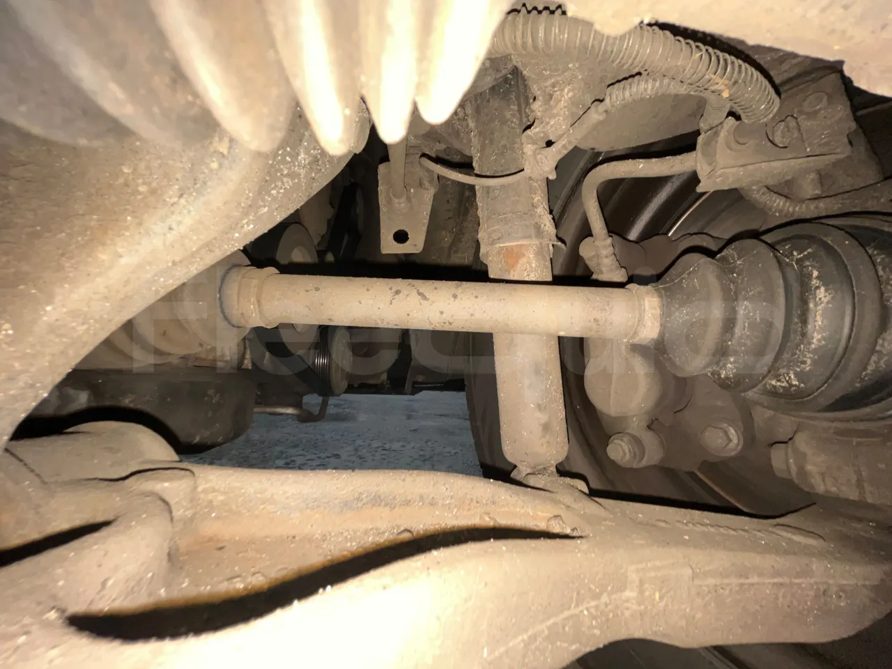 Nissan Interstar   X70B3B - Euro4 - 107kW - 5.899mt - front shock absorbers right