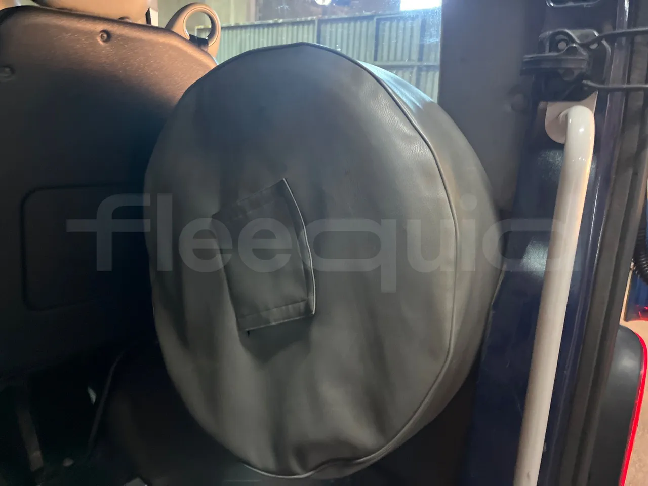 Nissan Interstar   X70B3B - Euro4 - 107kW - 5.899mt - spare wheel