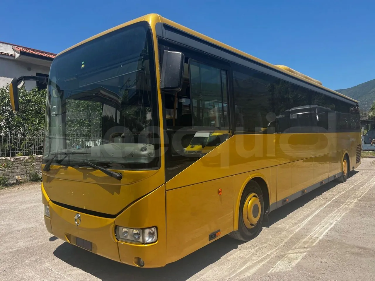 Iveco Crossway - 3/4 front left
