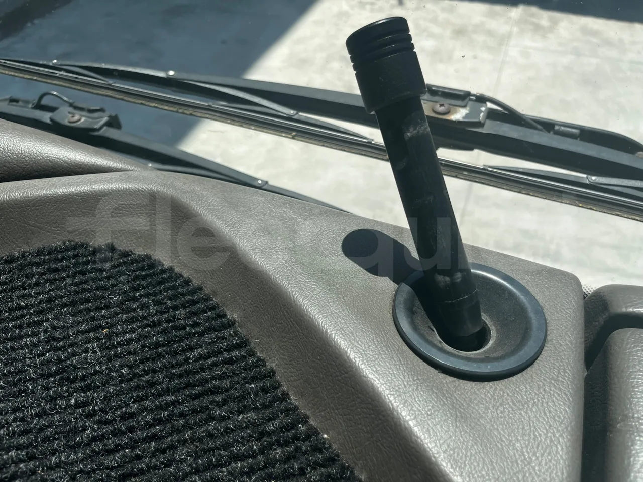 Iveco Crossway - hostes microphone accessories photo