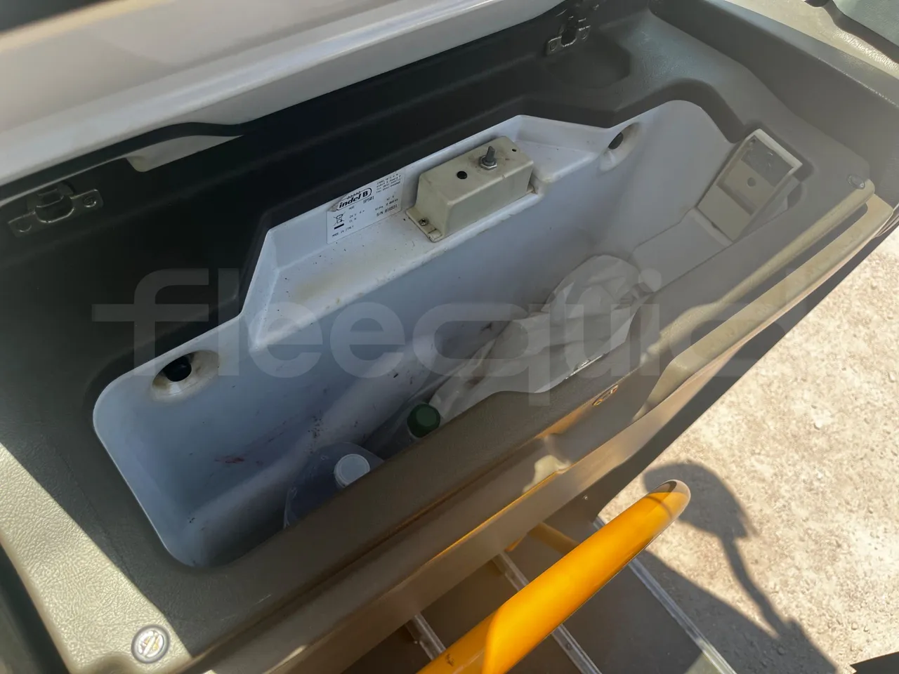Iveco Crossway - seat brackets photo