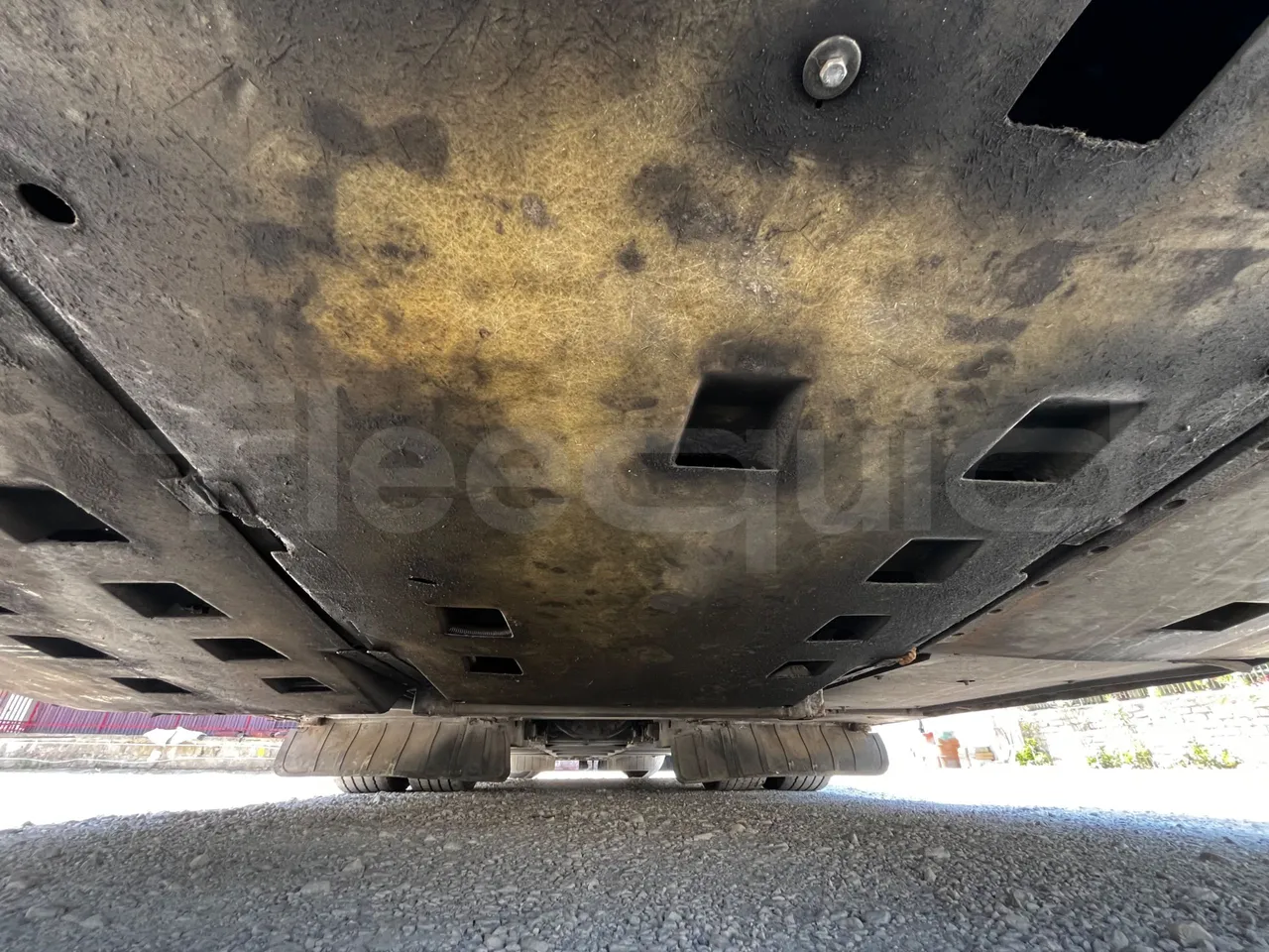 Iveco Crossway - engine without protection