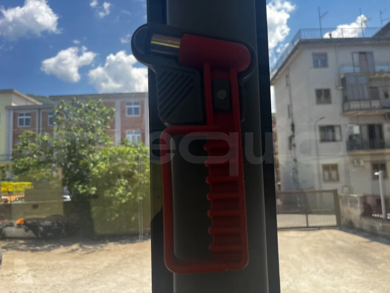 Iveco Crossway - power outlets detail