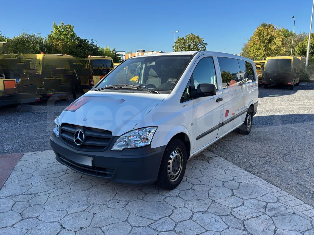 Mercedes-Benz Vito - 3/4 Front Left Side