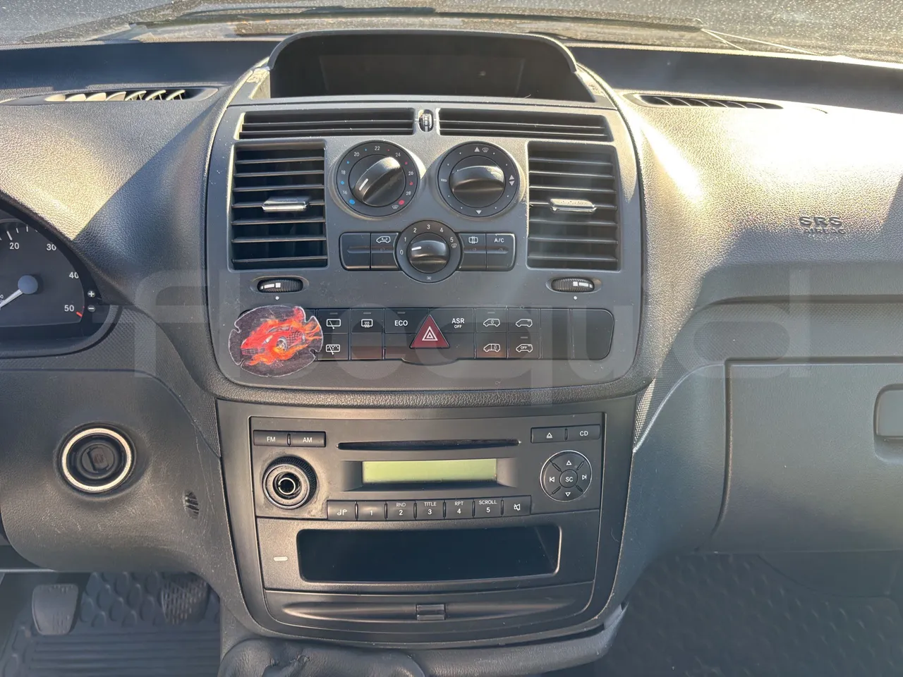 Mercedes-Benz Vito - Front Engine