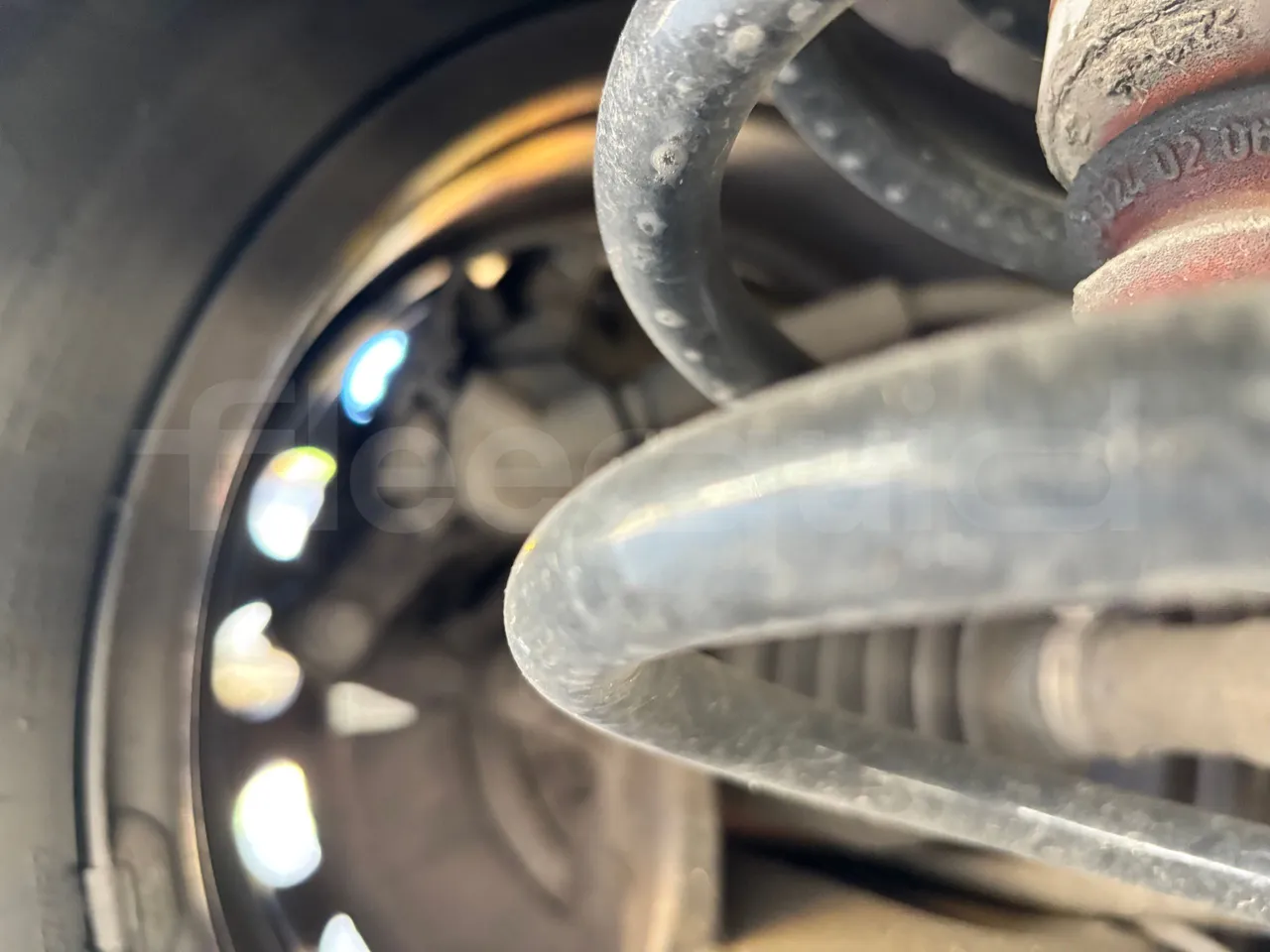 Mercedes-Benz Vito - Second Axle Caliper Brakes Left Side