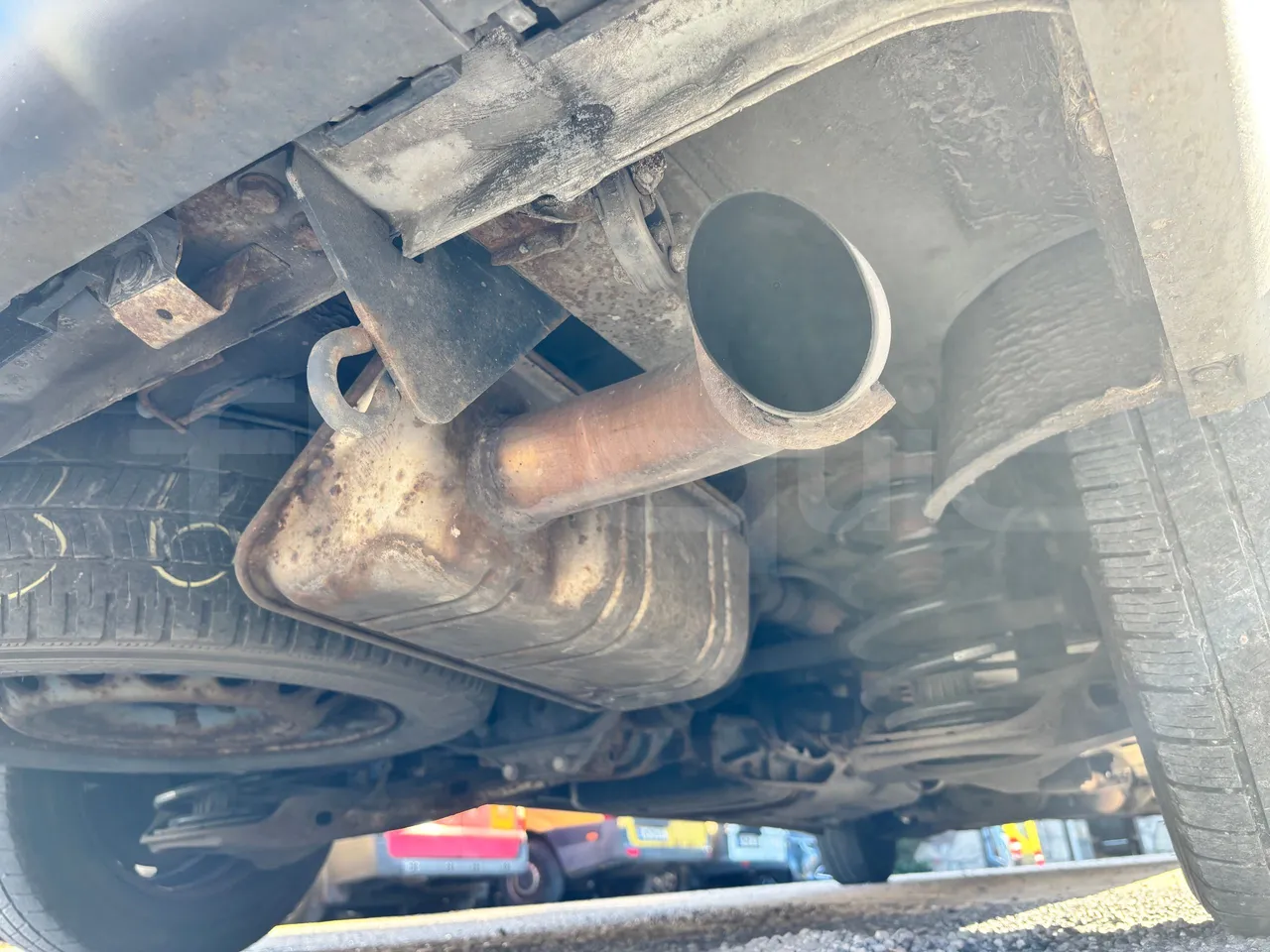 Mercedes-Benz Vito - Exhaust