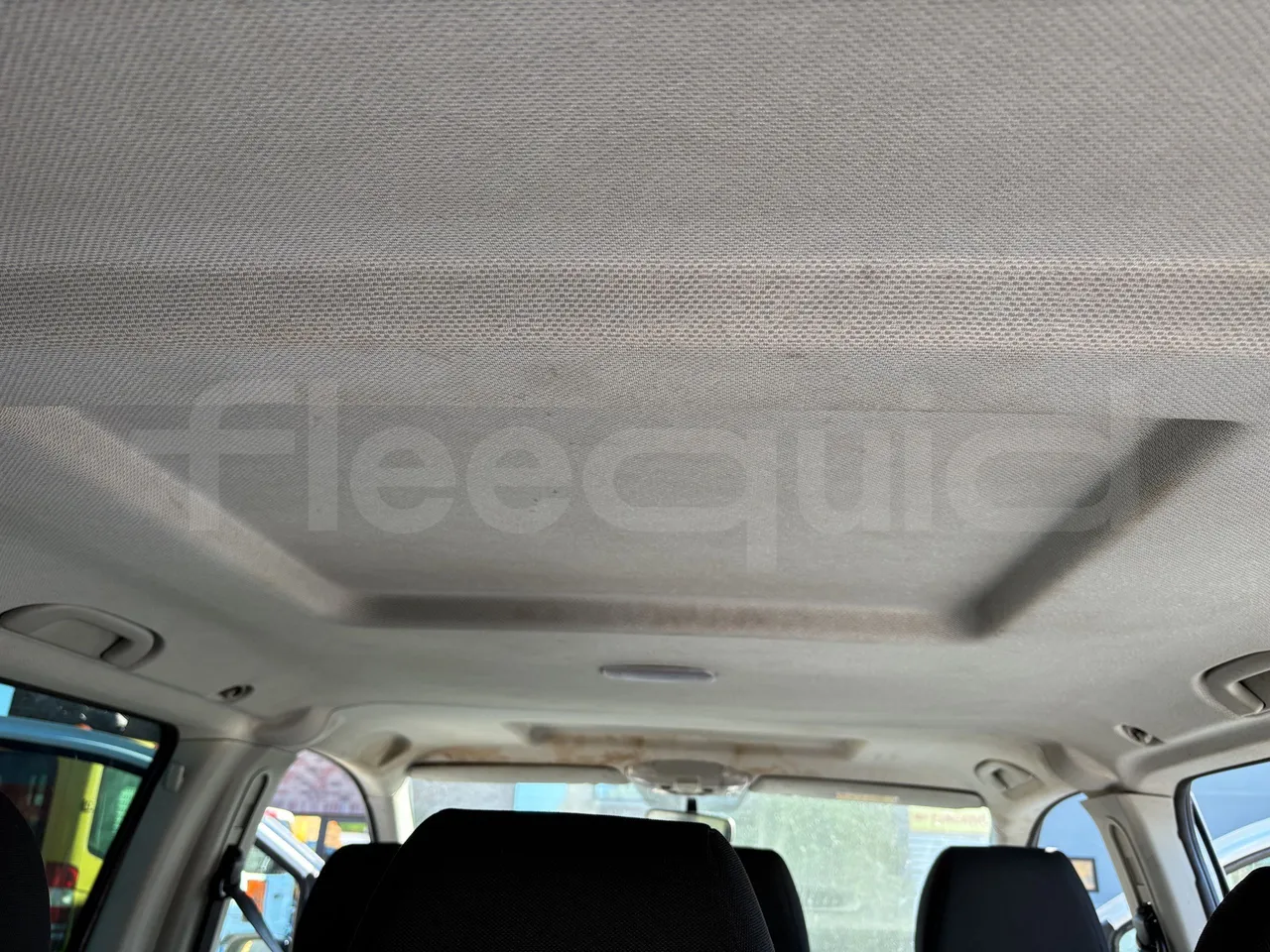Mercedes-Benz Vito - Overhead Compartments
