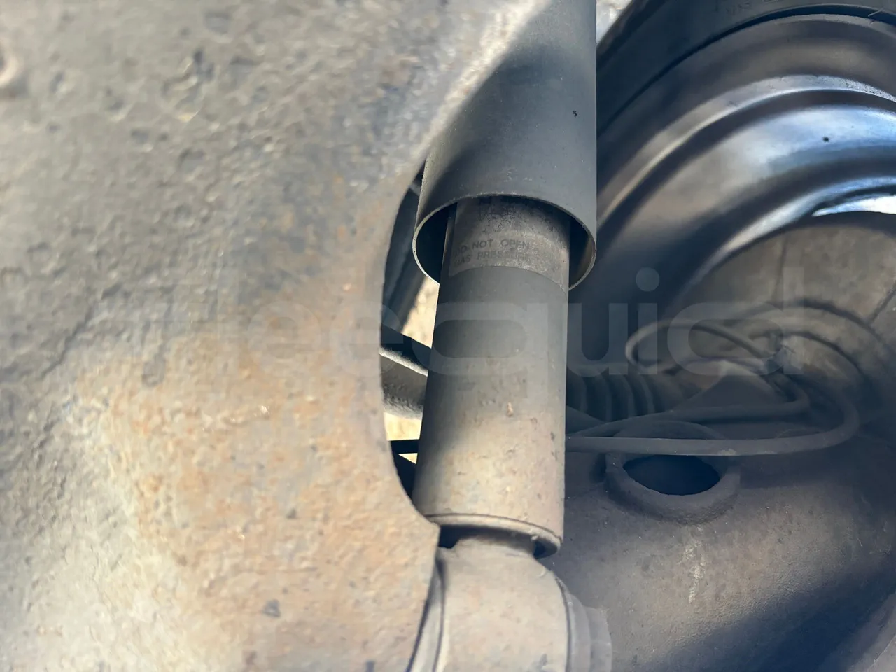 Mercedes-Benz Vito - Second Axle First Shock Absorbers Left Side