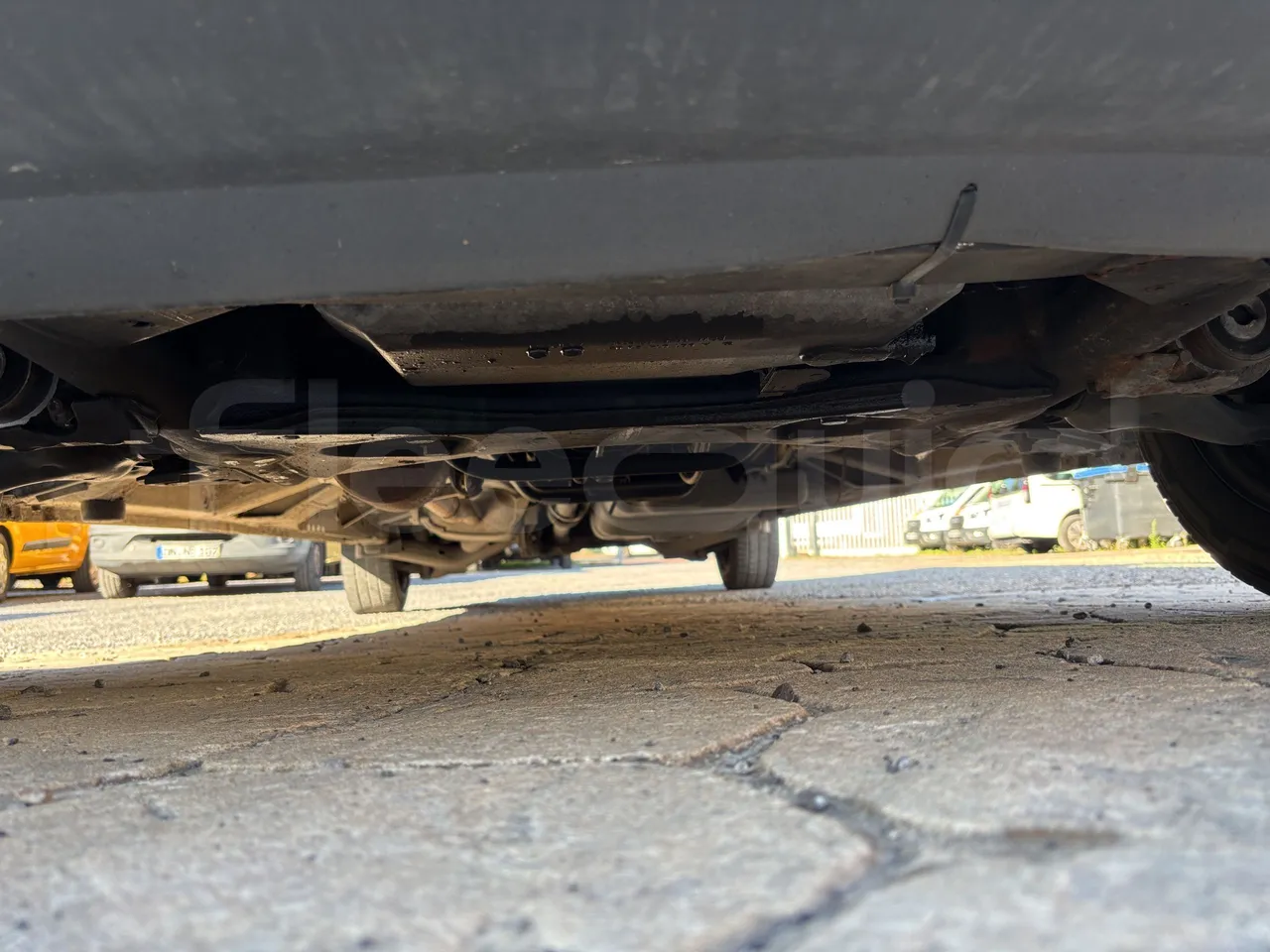 Mercedes-Benz Vito - Front Undercarriage