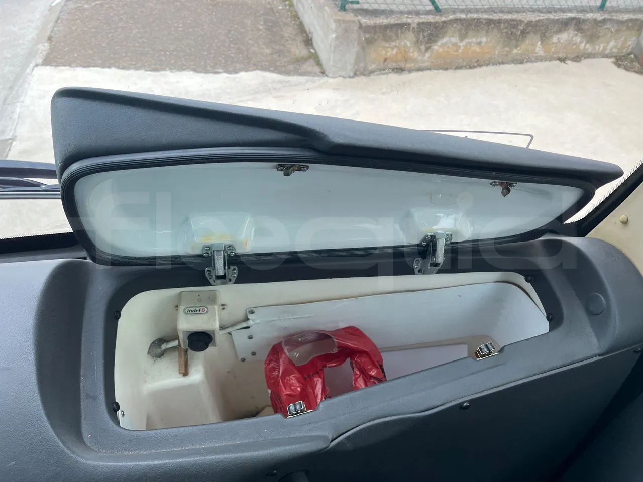 Mercedes-Benz OC 500 RF A4KF10 - EUR4 - 315kW - 12.000m - command unit indicators