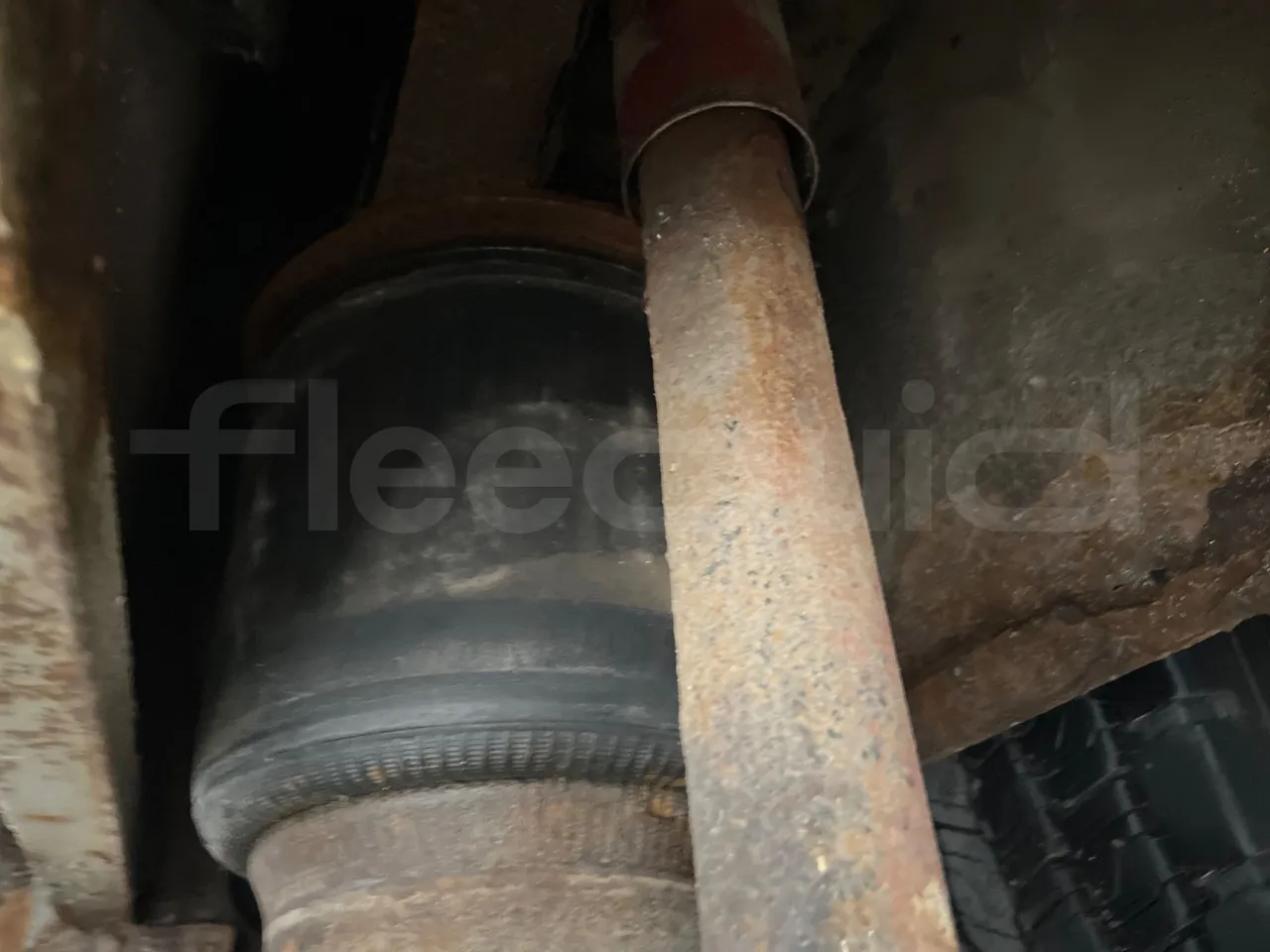 Mercedes-Benz OC 500 RF A4KF10 - EUR4 - 315kW - 12.000m - axel 2 air springs 1 right