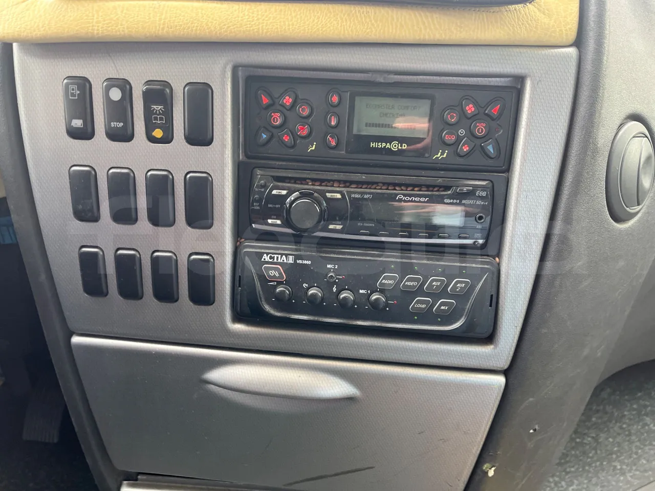 Mercedes-Benz OC 500 RF A4KF10 - EUR4 - 315kW - 12.000m - onboard devices 1