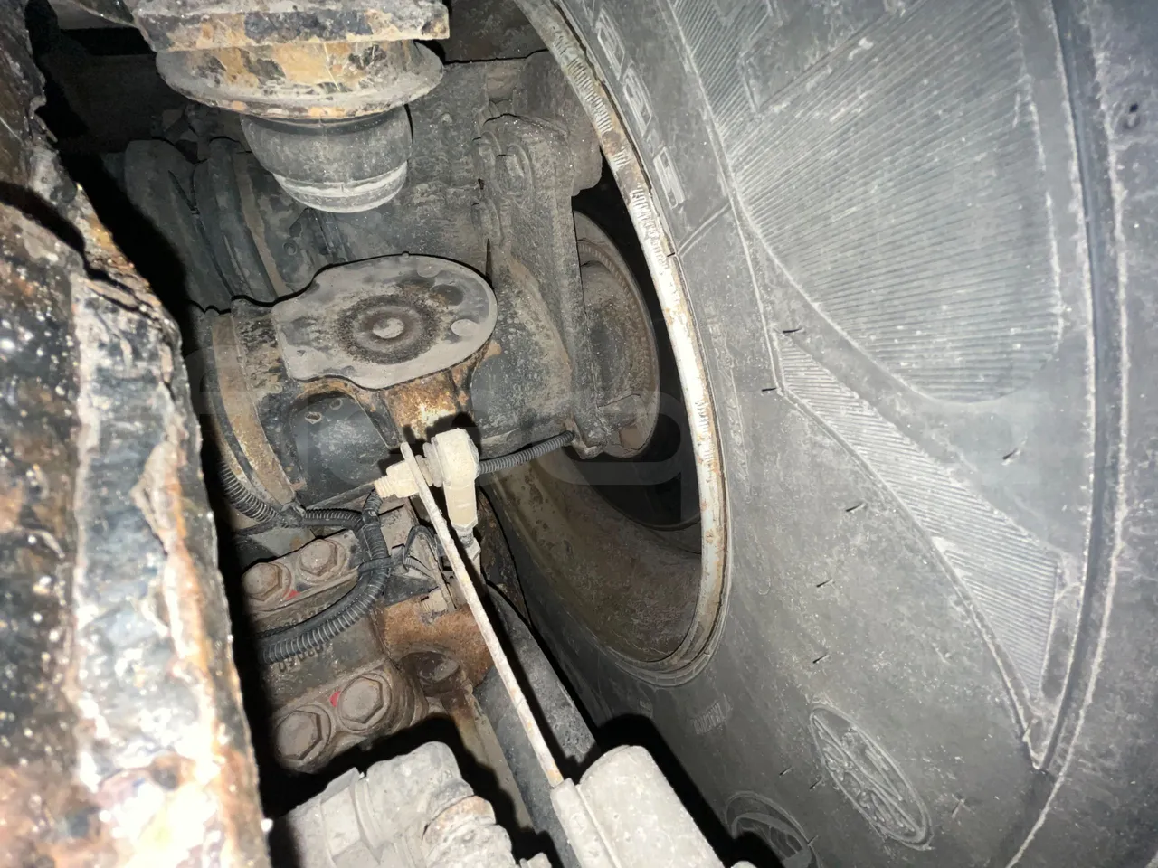 Mercedes-Benz OC 500 RF A4KF10 - EUR4 - 315kW - 12.000m - axle 2 discs right