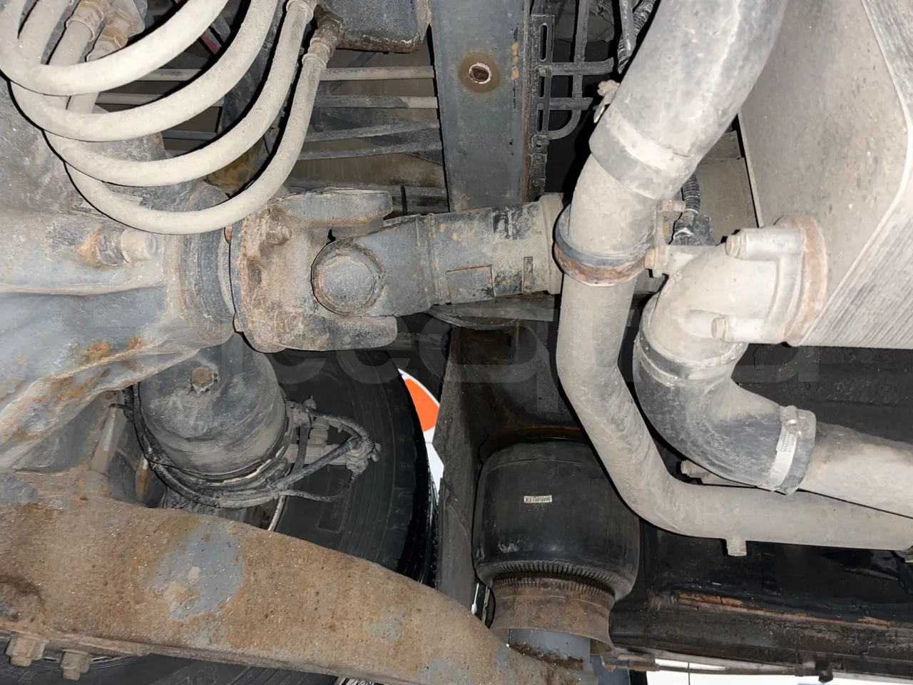 Mercedes-Benz OC 500 RF A4KF10 - EUR4 - 315kW - 12.000m - driveshaft photo