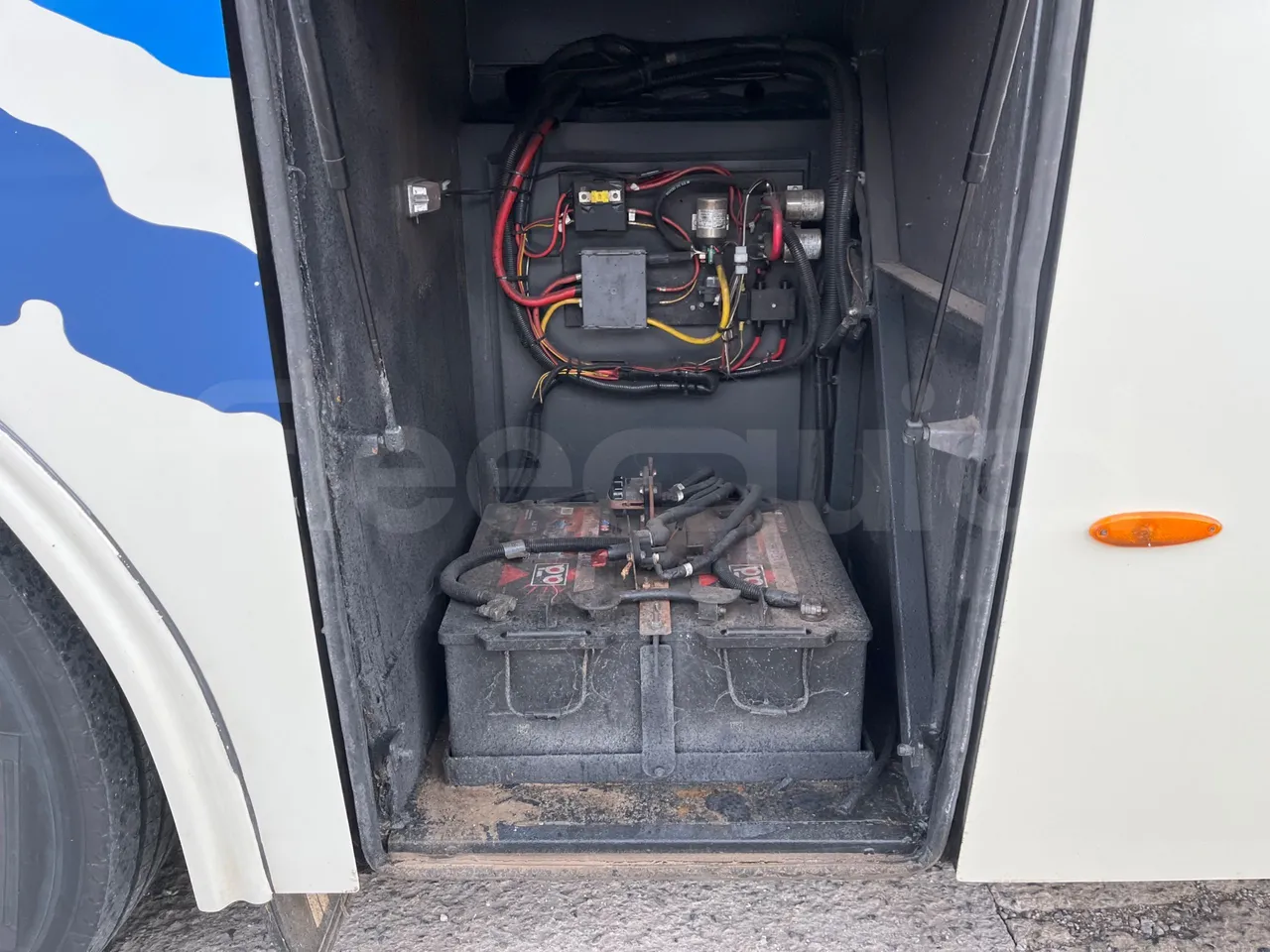 Mercedes-Benz OC 500 RF A4KF10 - EUR4 - 315kW - 12.000m - external compartments photo