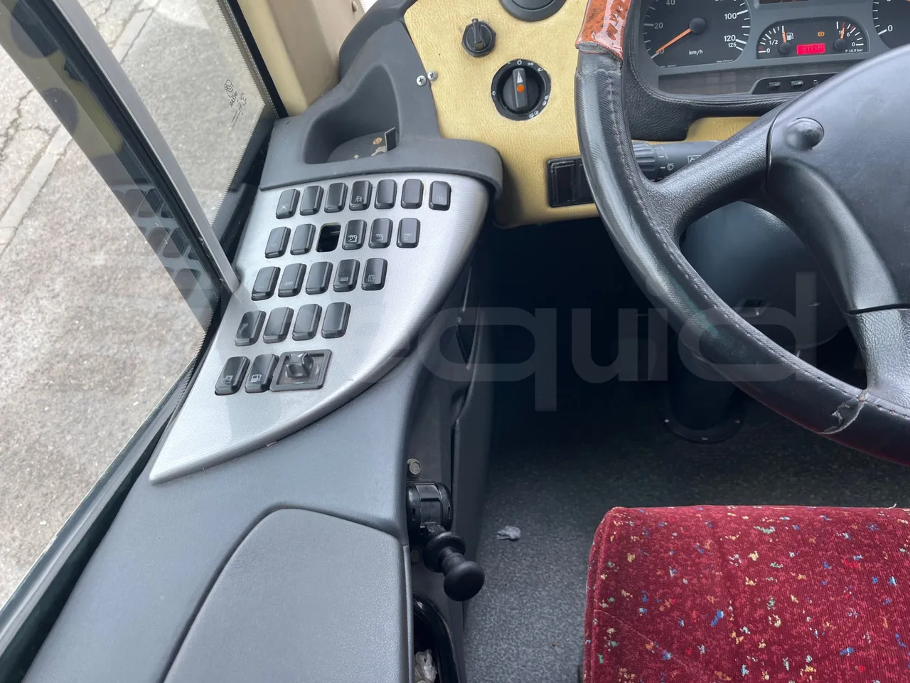 Mercedes-Benz OC 500 RF A4KF10 - EUR4 - 315kW - 12.000m - handrails photo