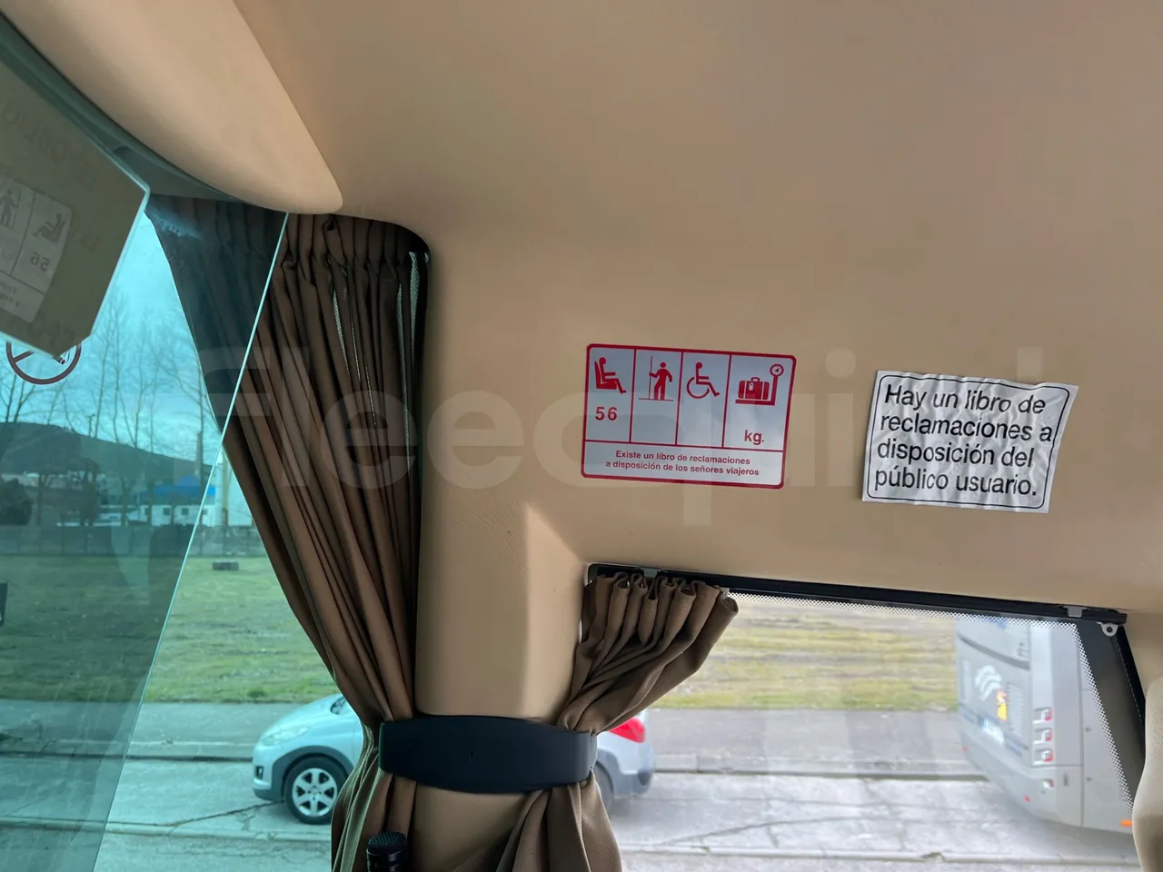 Mercedes-Benz OC 500 RF A4KF10 - EUR4 - 315kW - 12.000m - seat plate photo