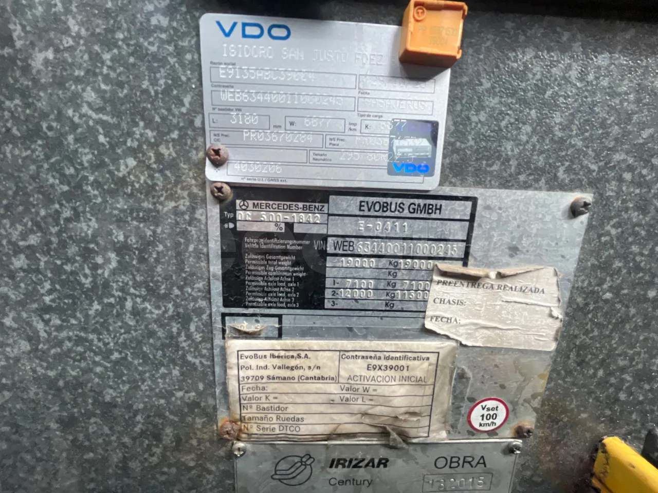 Mercedes-Benz OC 500 RF A4KF10 - EUR4 - 315kW - 12.000m - vehicle plate photo