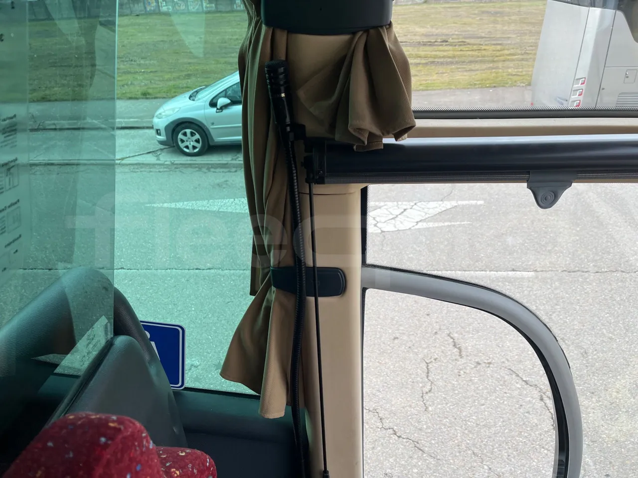 Mercedes-Benz OC 500 RF A4KF10 - EUR4 - 315kW - 12.000m - table detail photo