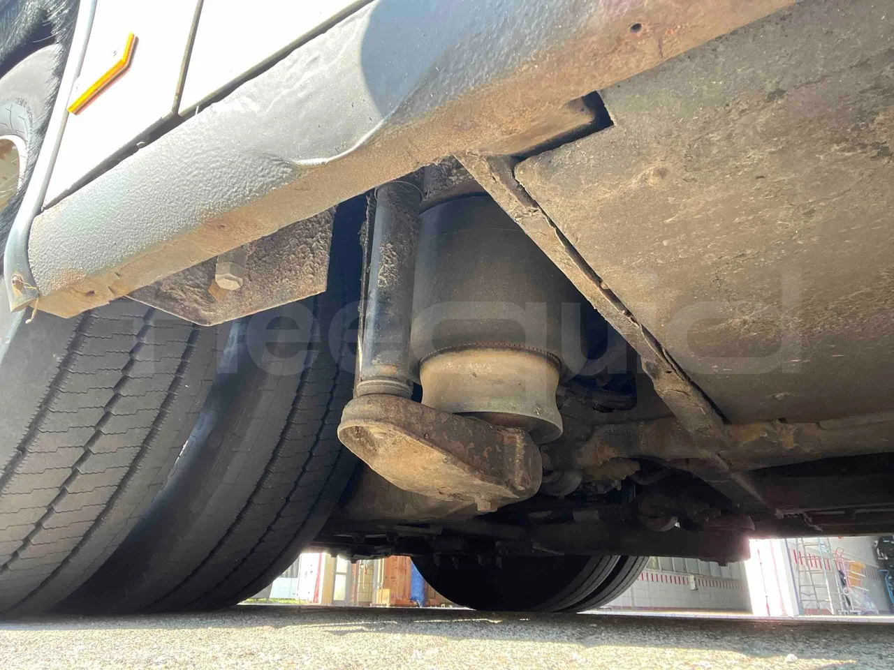 Mercedes-Benz Citaro - Second Axle Caliper Brakes Left Side