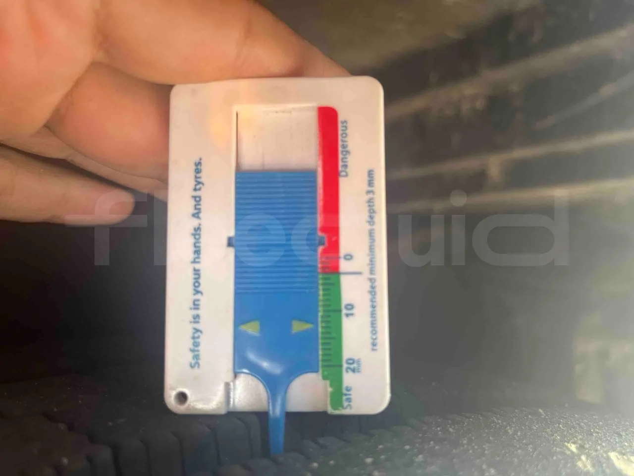 Mercedes-Benz Citaro - First Axle Left Side: Tyre Tread
