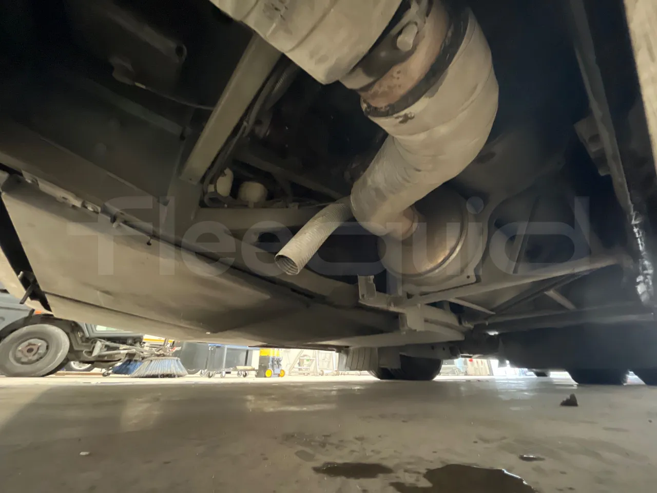 Iveco Irisbus France Magelys HD - Euro5 - 331kW - 12-250mt - axle 3 right side