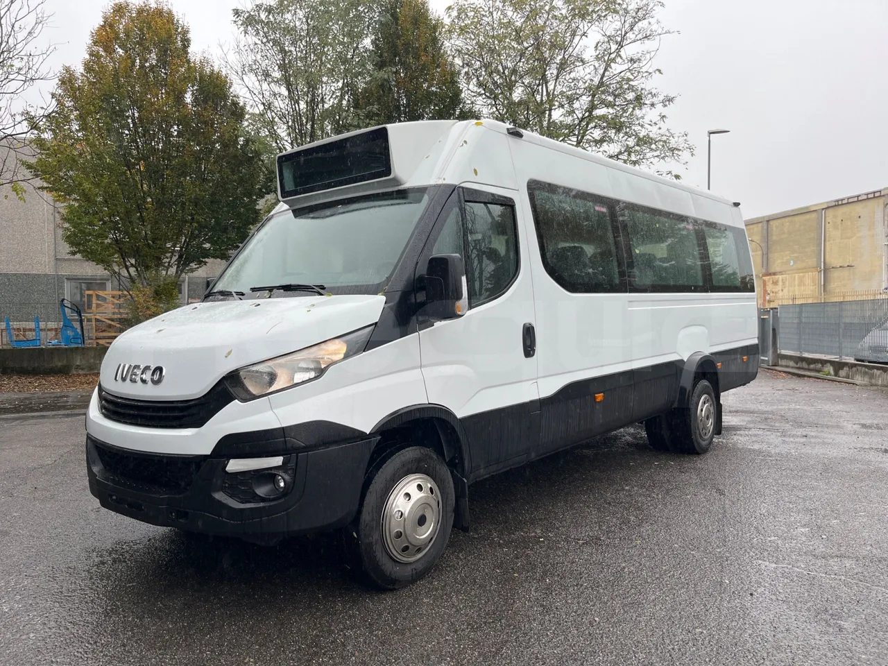 Iveco Daily A65C18 -EUR6 -132kW -7.498m - 3/4 front left