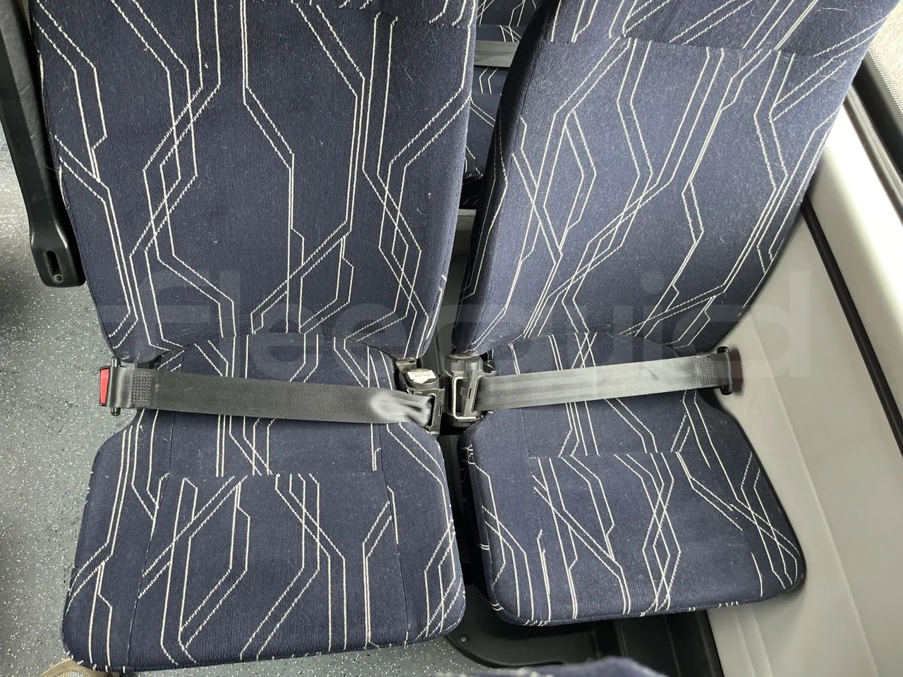 Iveco Daily A65C18 -EUR6 -132kW -7.498m - central seat safety belt