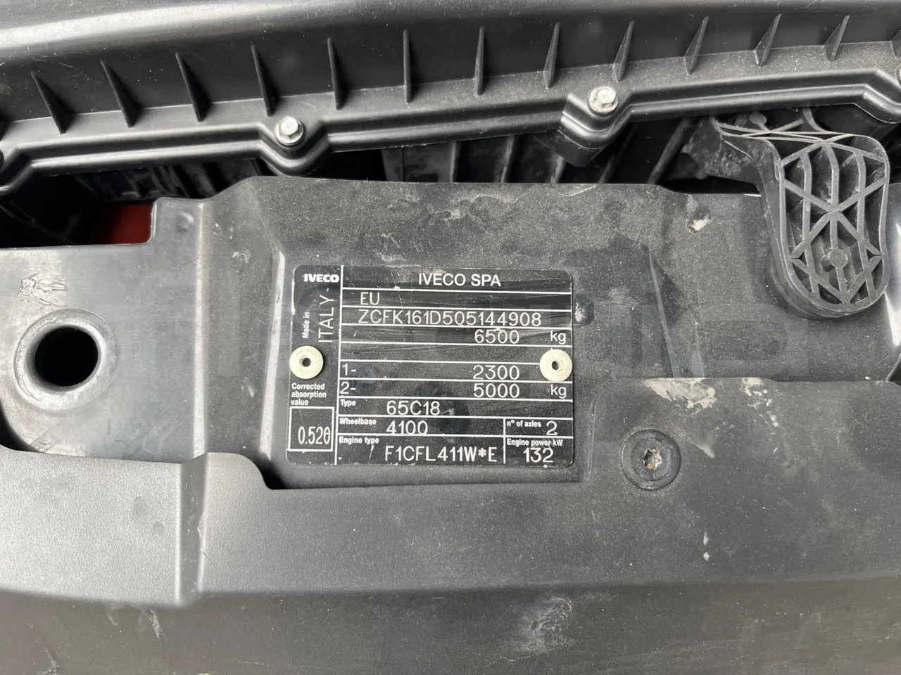 Iveco Daily A65C18 -EUR6 -132kW -7.498m - chassis VIN photo