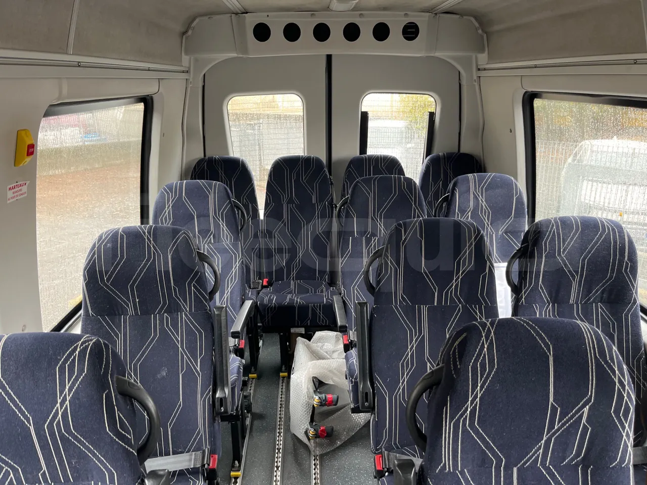 Iveco Daily A65C18 -EUR6 -132kW -7.498m - reverse view middle aisle