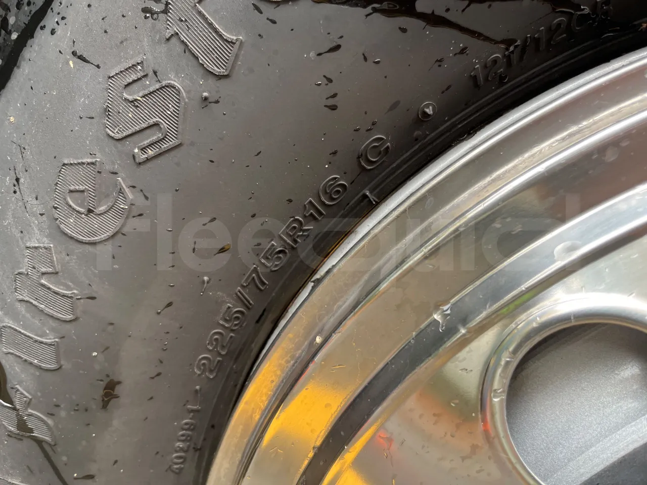 Iveco Daily A65C18 -EUR6 -132kW -7.498m - front left tire measurements