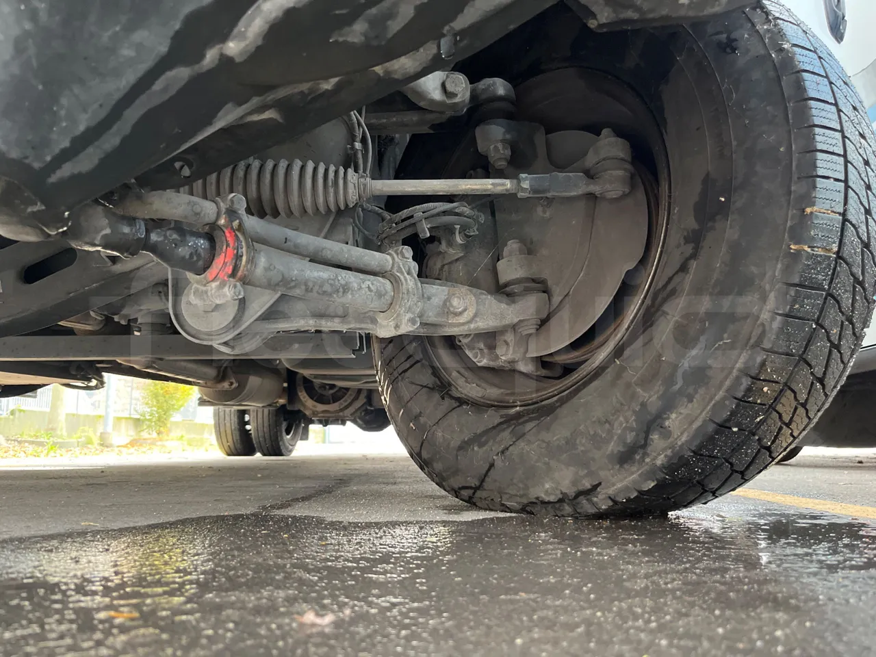 Iveco Daily A65C18 -EUR6 -132kW -7.498m - front axle left side