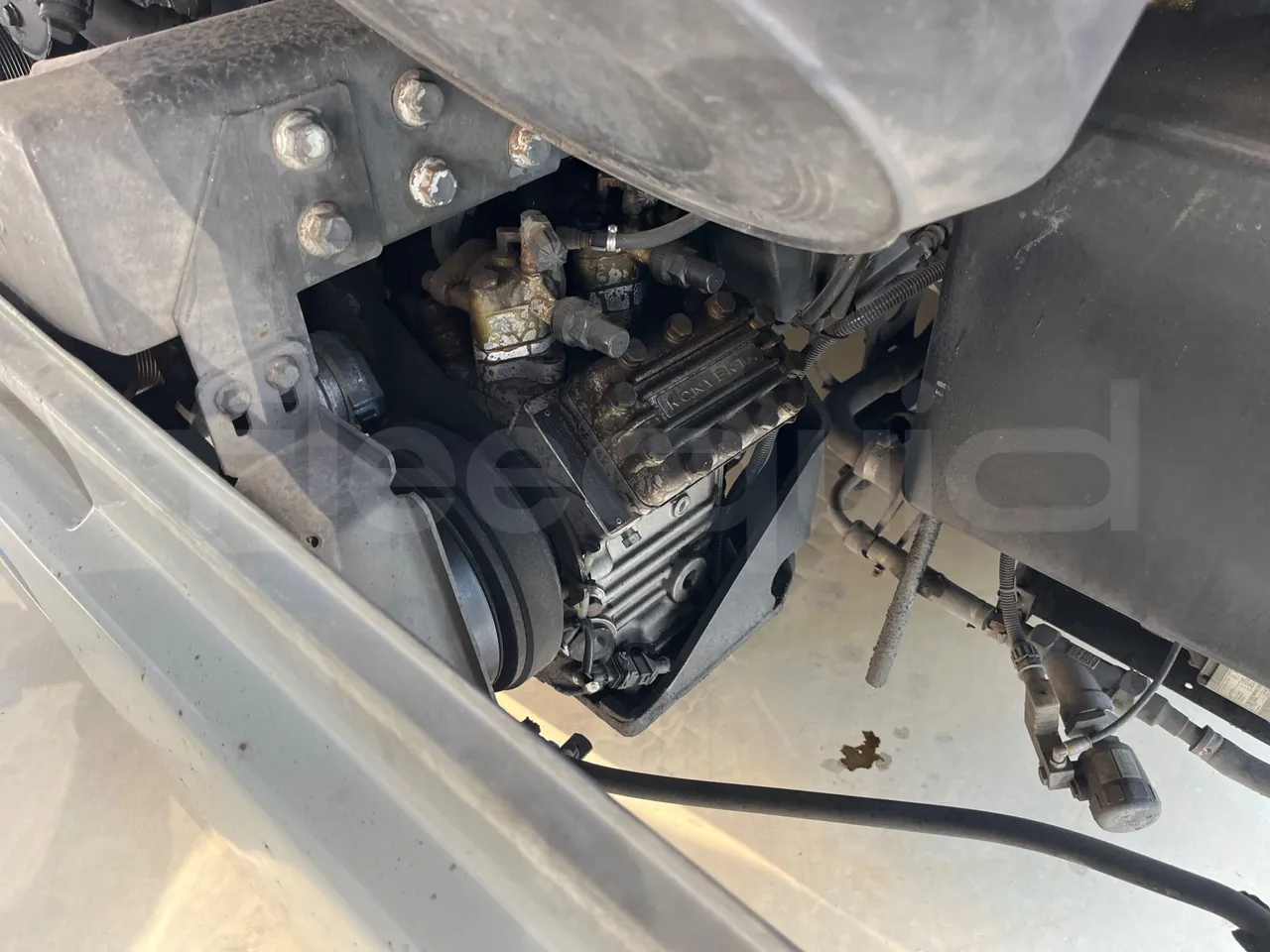 Man Lion's Classic A78 - air conditioning compressor (mandatory  for bus to scrap)