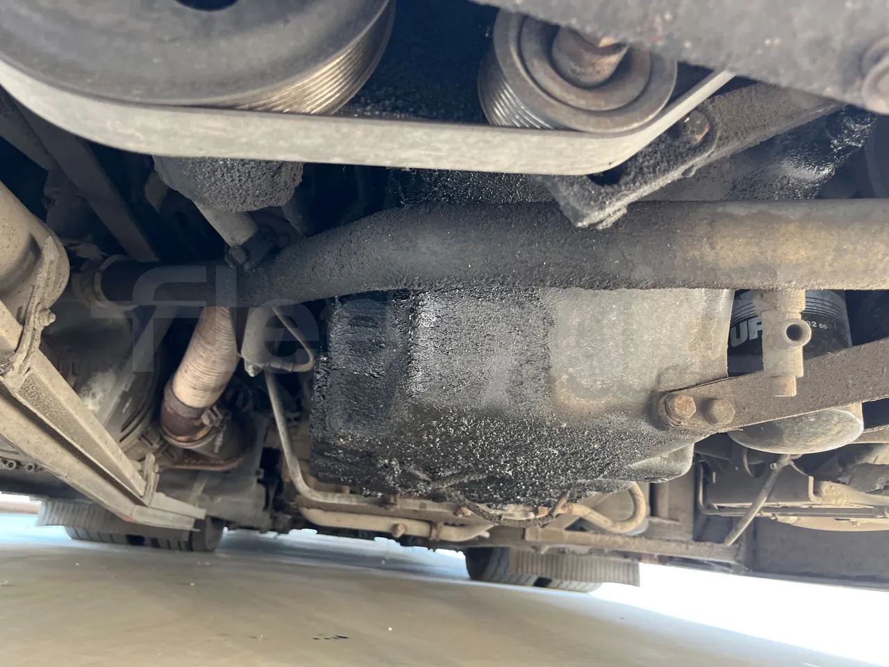 Man Lion's Classic A78 - engine without protection
