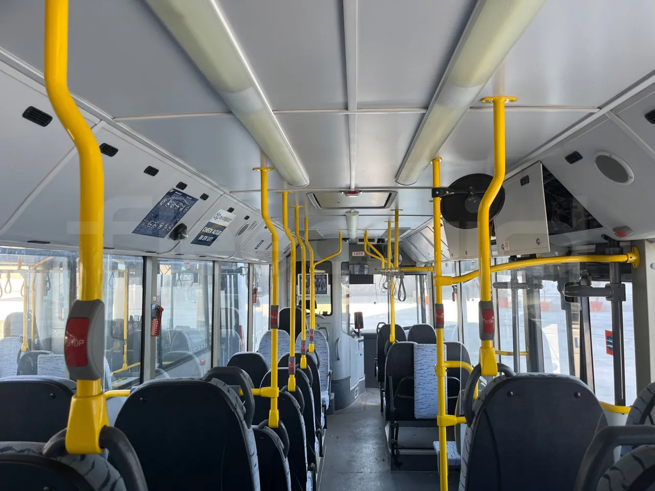 Man Lion's Classic A78 - overhead compartments photo