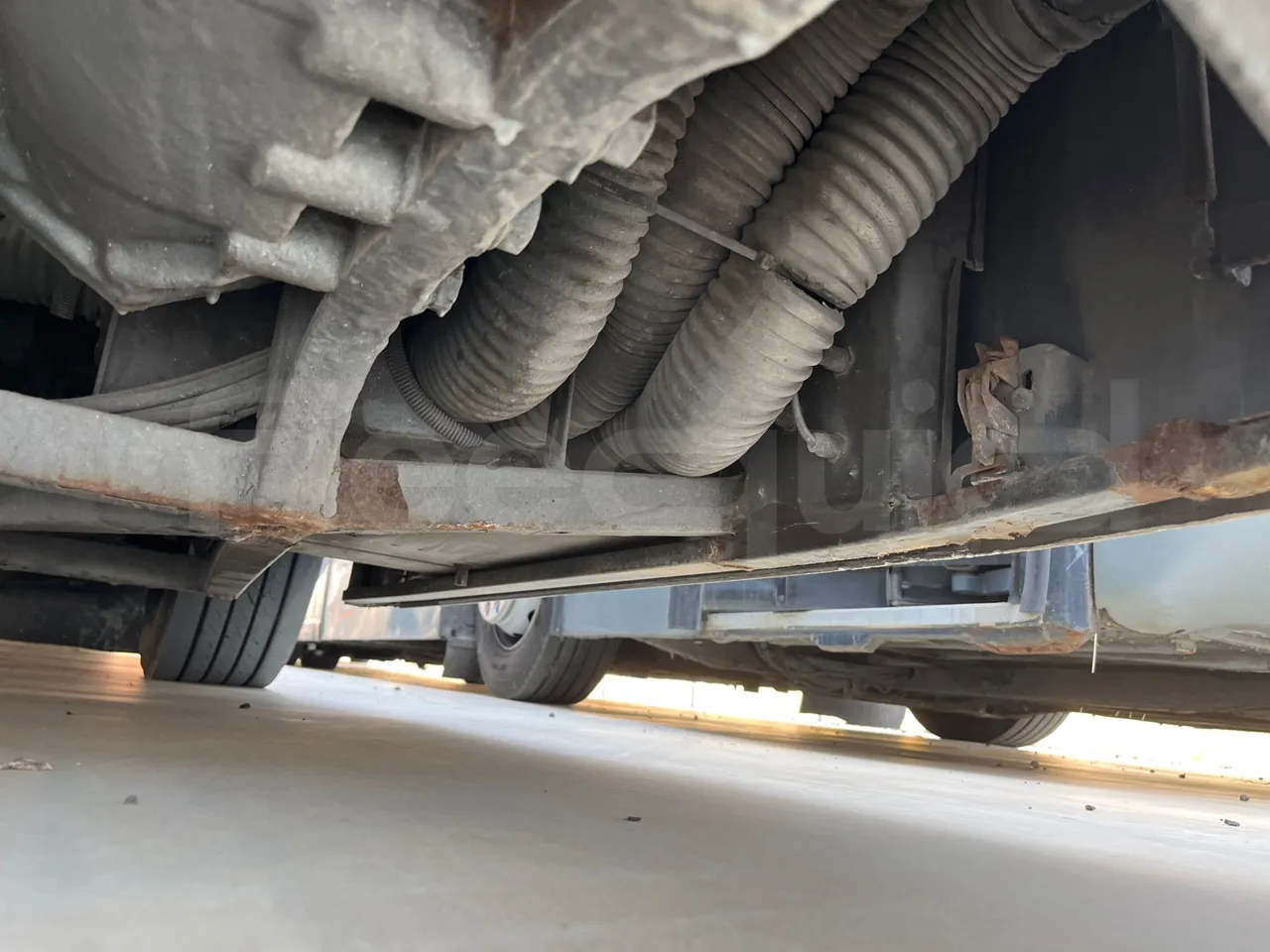 Man Lion's Classic A78 - front axle left side