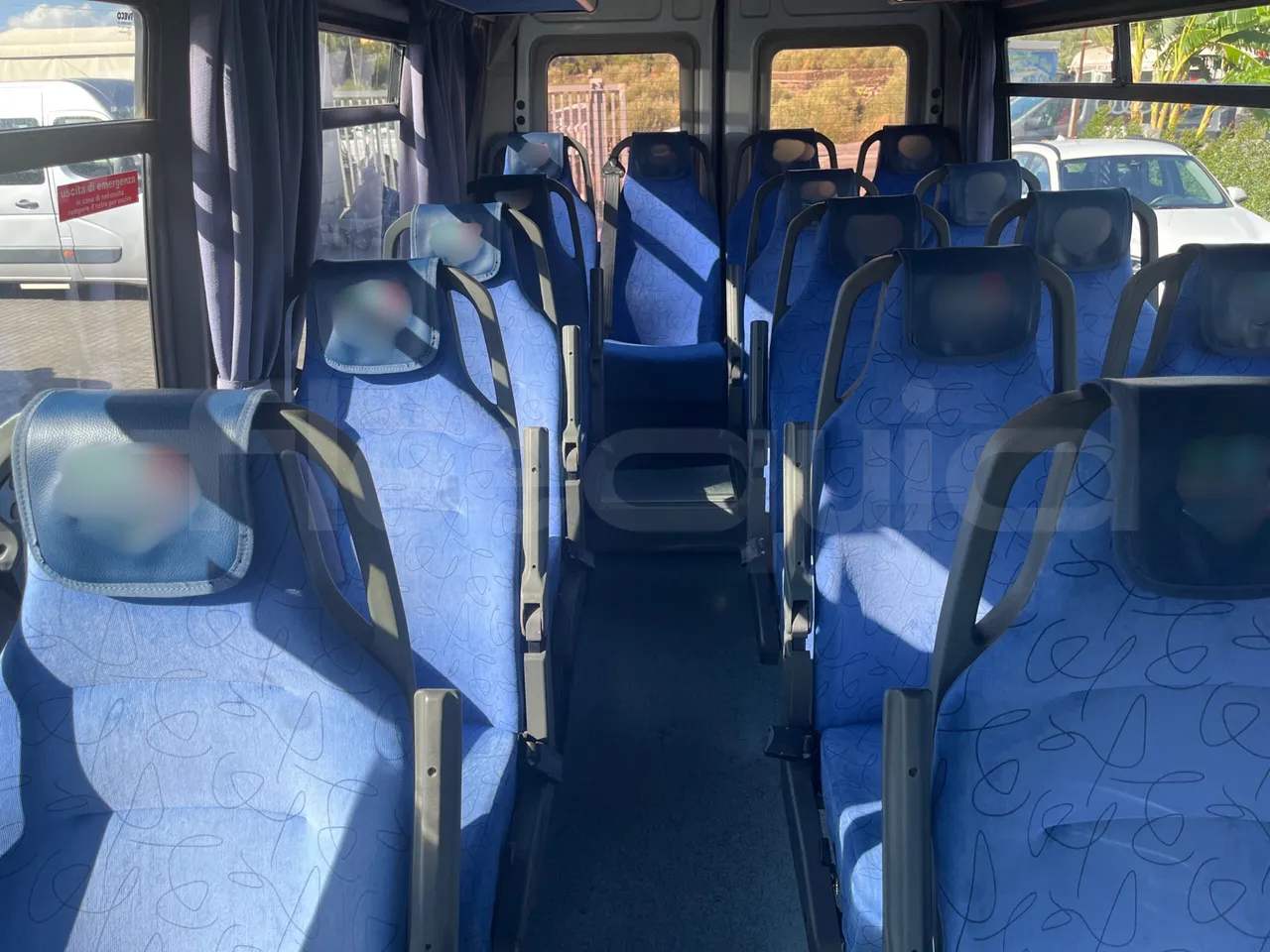 Iveco Daily A40C17 - EURO 5 - 125 kwH - interior reverse seats driver height