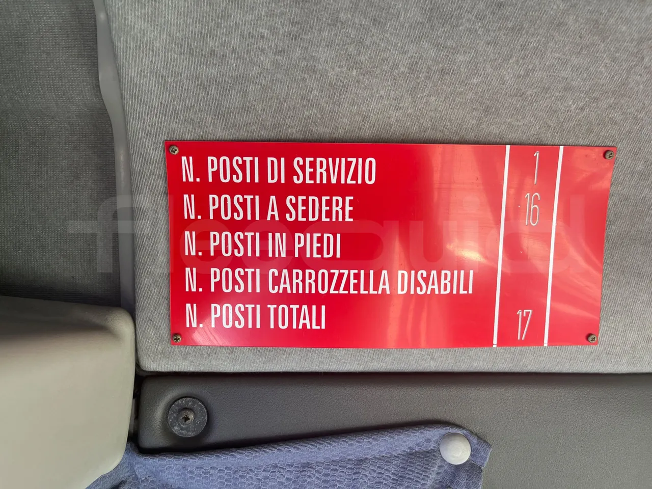 Iveco Daily A40C17 - EURO 5 - 125 kwH - seat plate photo