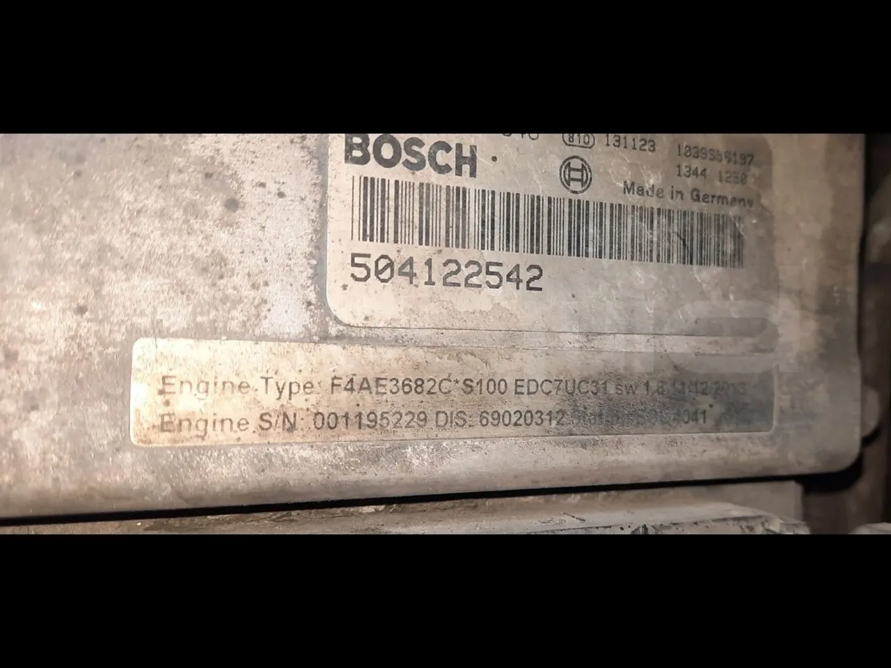 Heuliez GX127 GX127 - EUR5 - 160kW - 9.42m - engine plate photo
