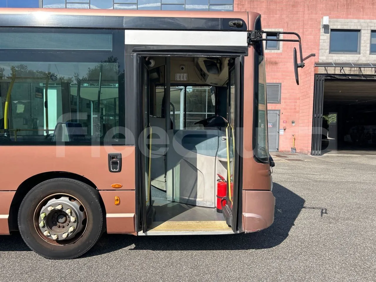 Heuliez GX127 GX127 - EUR5 - 160kW - 9.42m - front door 1 open
