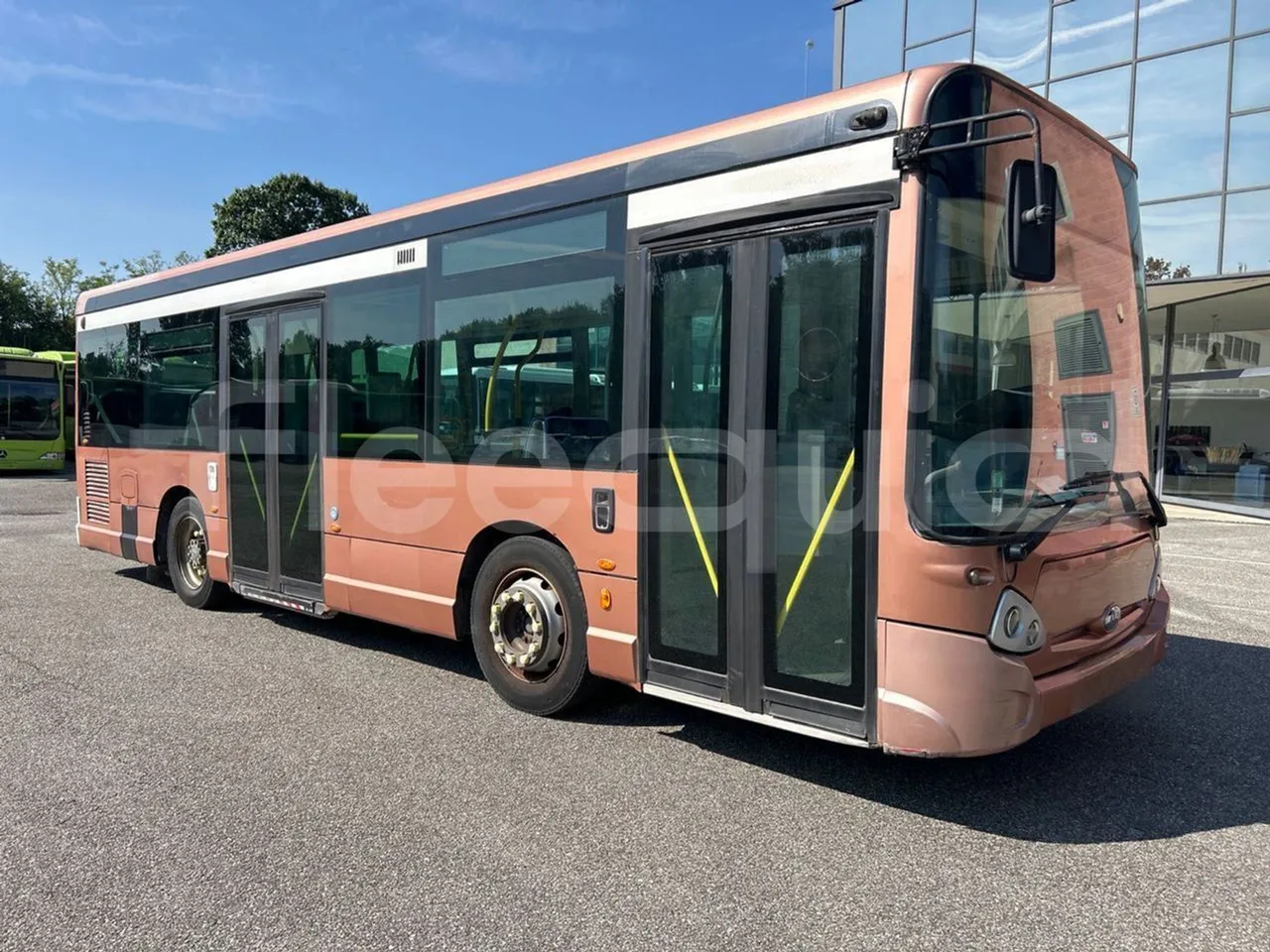 Heuliez GX127 GX127 - EUR5 - 160kW - 9.42m - 3/4 front right doors (mandatory for bus to scrap)