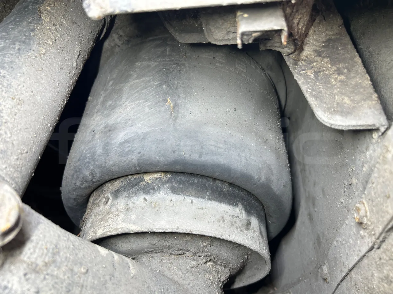 Heuliez GX127 GX127 - EUR5 - 160kW - 9.42m - axel 2 air springs 2 left