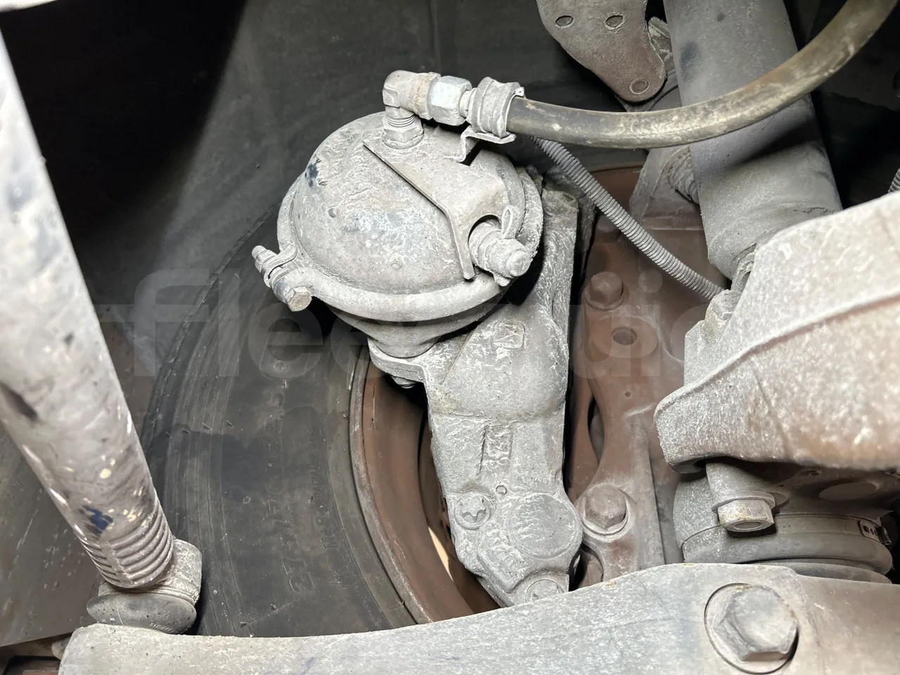 Heuliez GX127 GX127 - EUR5 - 160kW - 9.42m - front brake calipers right