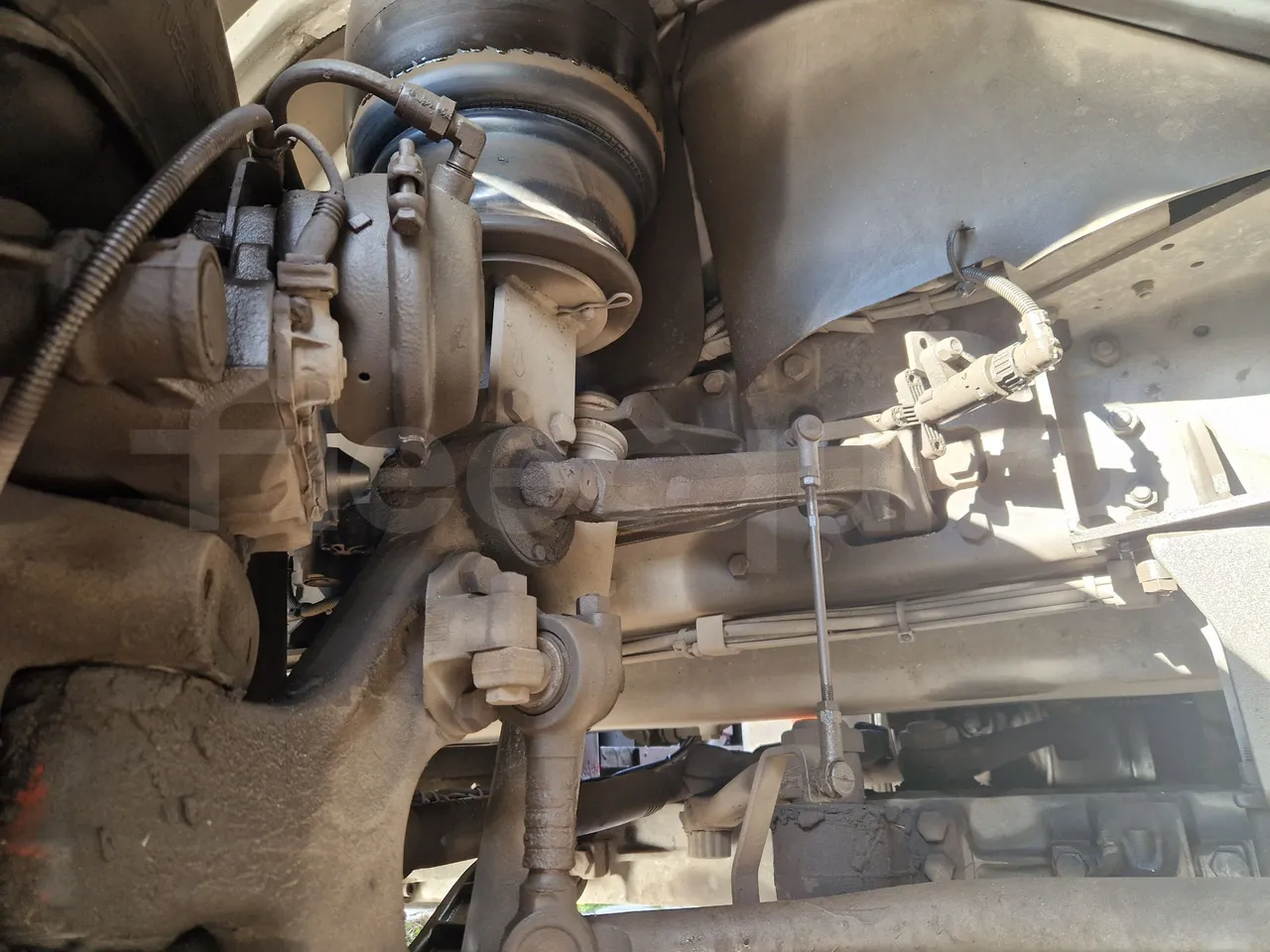 Irizar Scania K380EB - EUR4 - 279kW - 12m - front brake calipers left